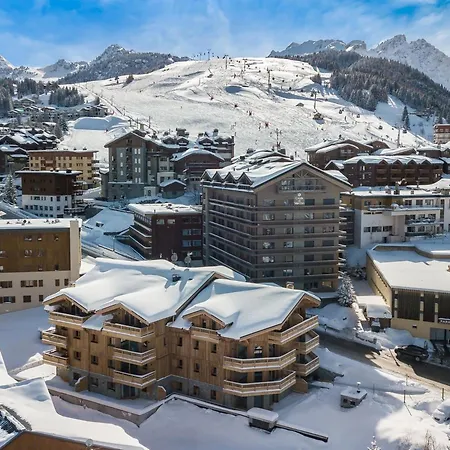 Famillial T4 A Moriond, 8 Pers, A 100 M Des Pistes Avec Parking, Terrasse Et Wifi - Fr-1-563-45