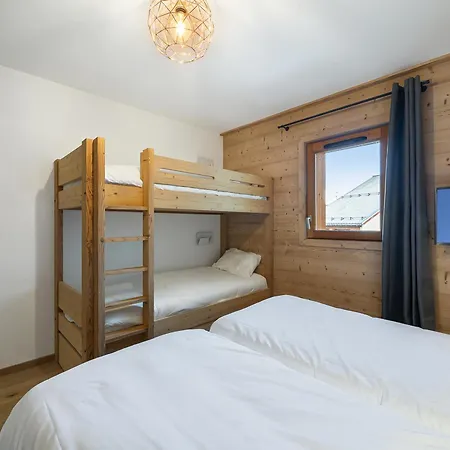 Famillial T4 A Moriond, 8 Pers, A 100 M Des Pistes Avec Parking, Terrasse Et Wifi - Fr-1-563-45 Apartment